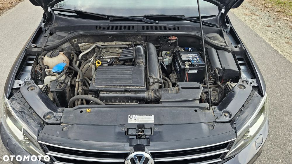 Volkswagen Jetta 1.4 TSI BMT Highline - 24