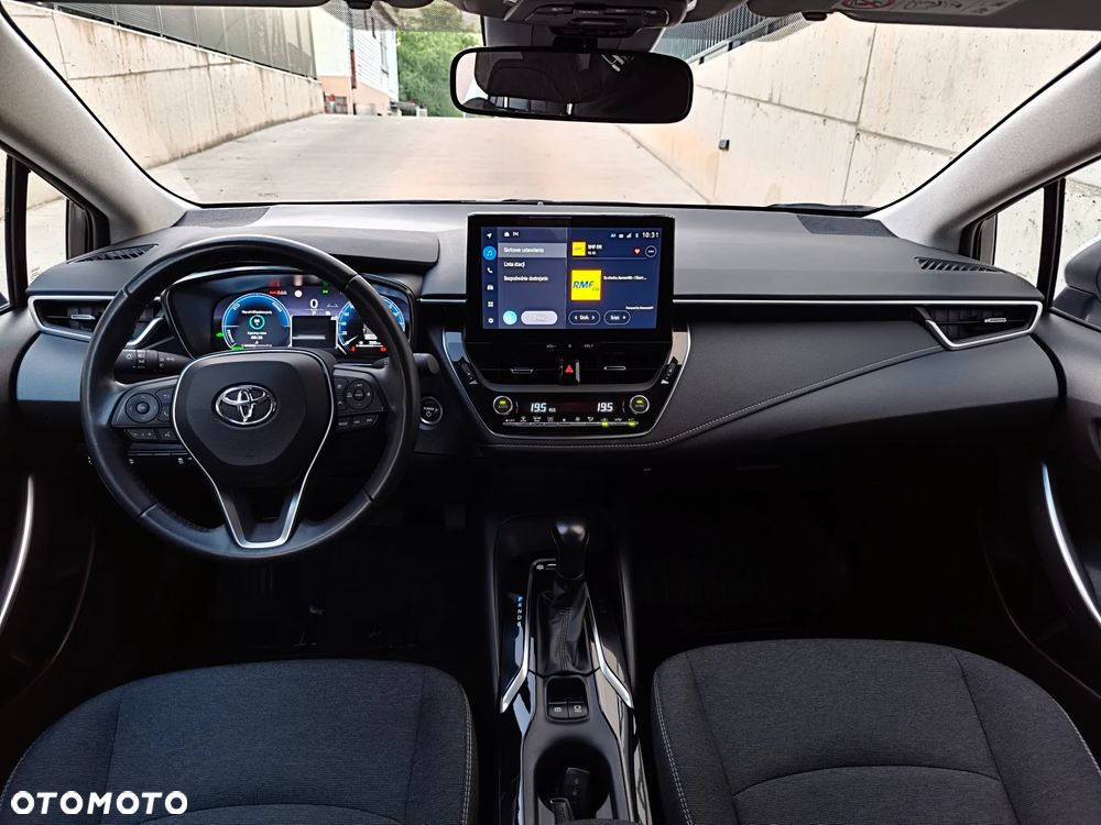 Toyota Corolla 1.8 Hybrid Comfort - 4