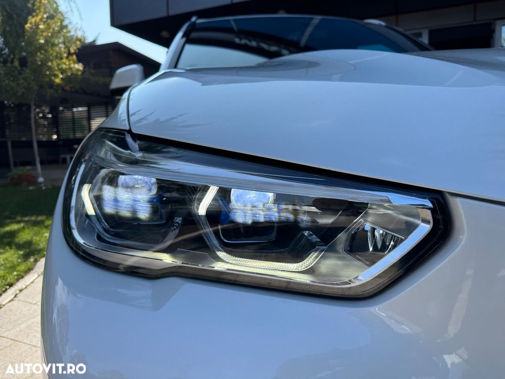 BMW X5 xDrive30d - 33
