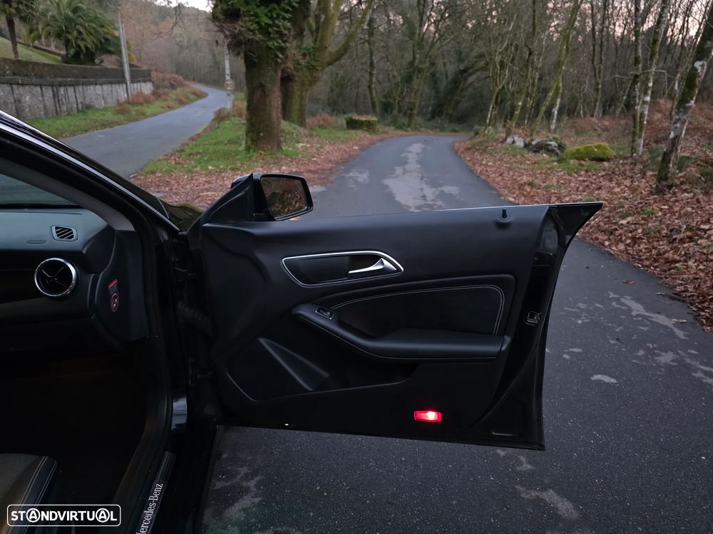 Mercedes-Benz CLA 180 CDI 7G-DCT StreetStyle - 24