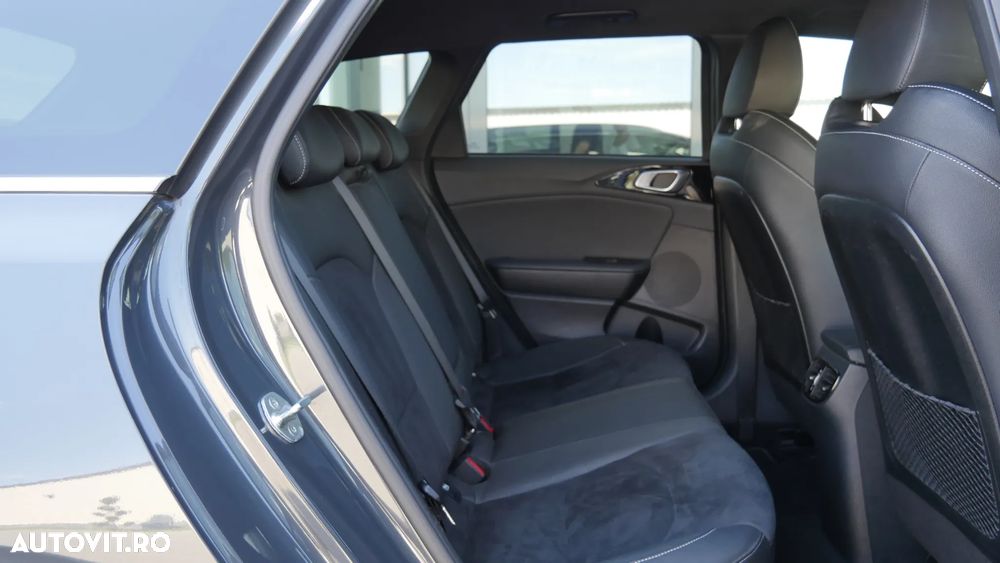 Kia Ceed 1.5 T-GDI 7DCT GT Line - 20