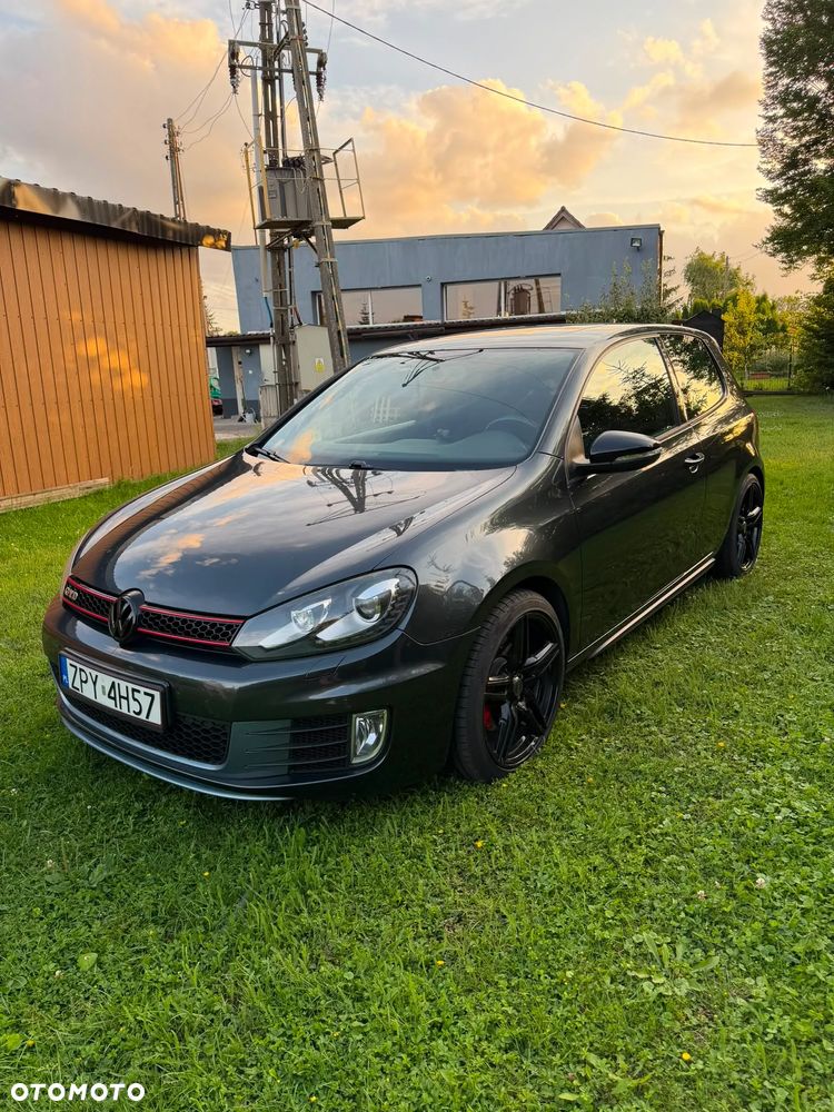 Volkswagen Golf 2.0 TDI GTD - 9