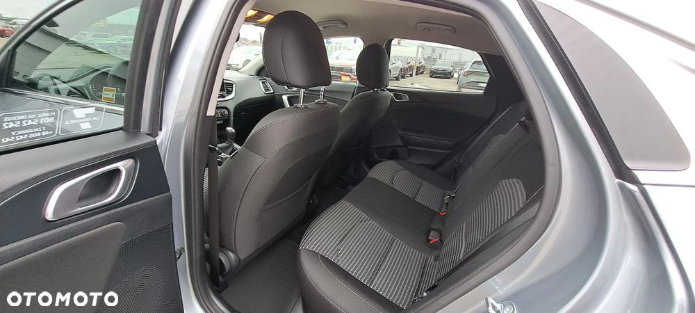 Kia XCeed 1.5 T-GDI M - 34