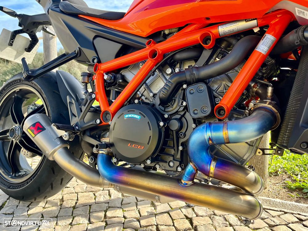 KTM Superduke 1390 R - 4