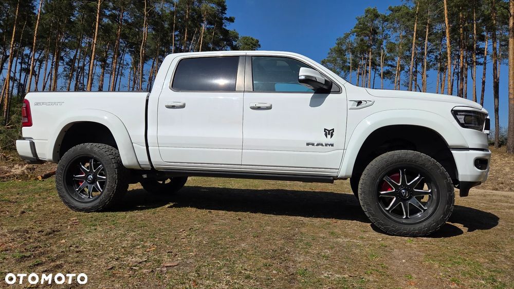 RAM 1500 Crew Cab Longbed Laramie - 4