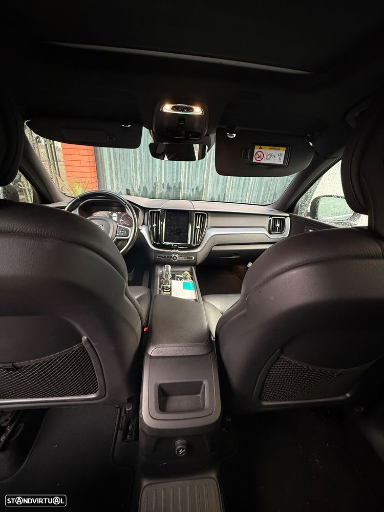 Volvo XC 60 2.0 T8 PHEV R-Design AWD - 20