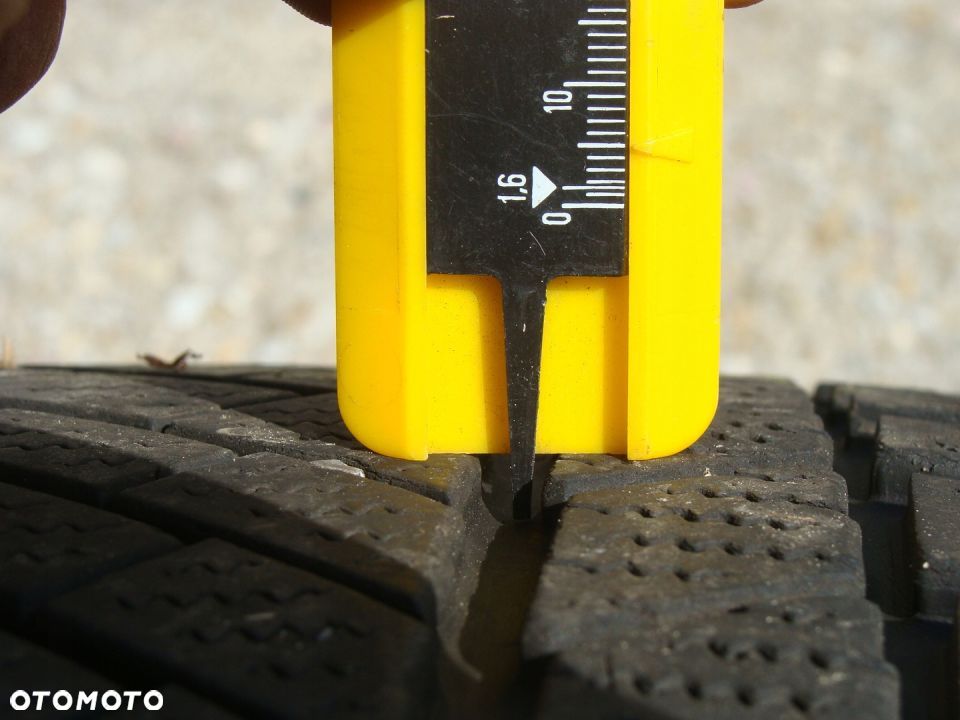 a281 5x120 BMW X5 E70 F15 9jx19 is48 opony zima 255/50 R19 - 15