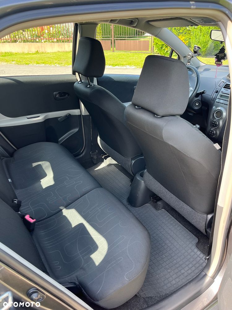 Toyota Yaris 1.33 2010 - 8
