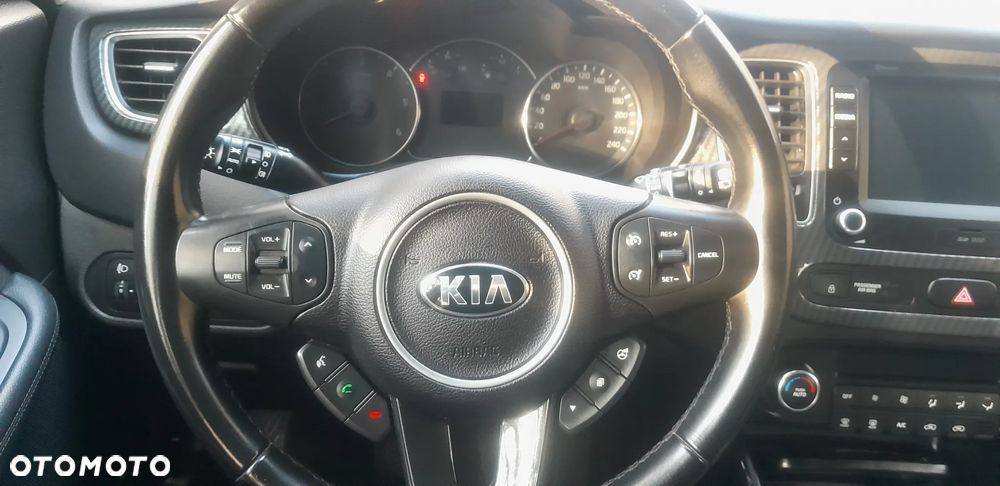 Kia Carens 1.7 CRDi 115 Fifa World Cup Edition - 26