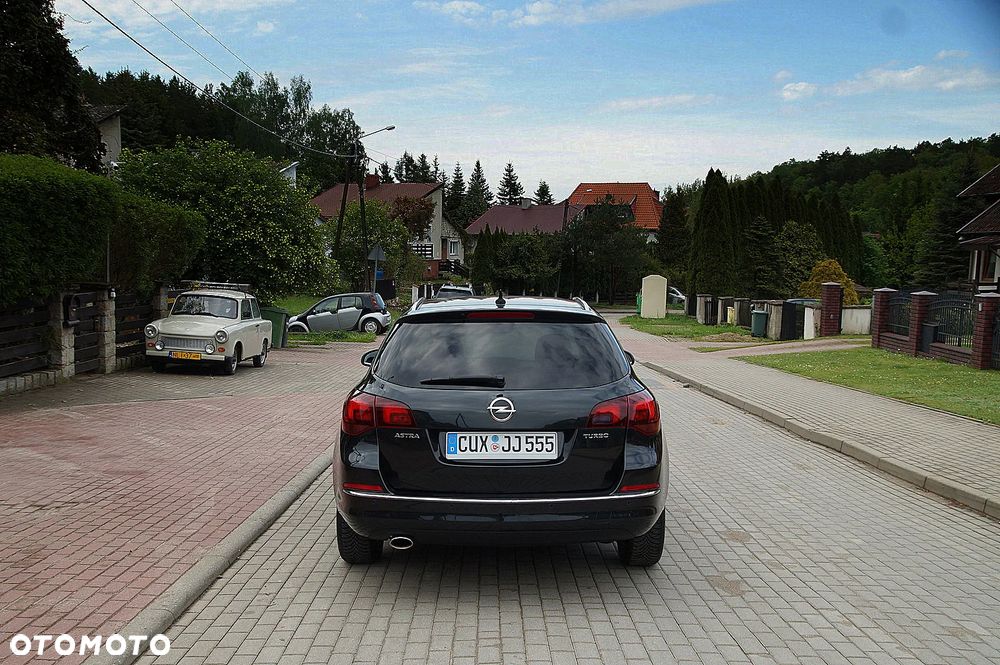 Opel Astra 1.4 T Cosmo S&S - 6