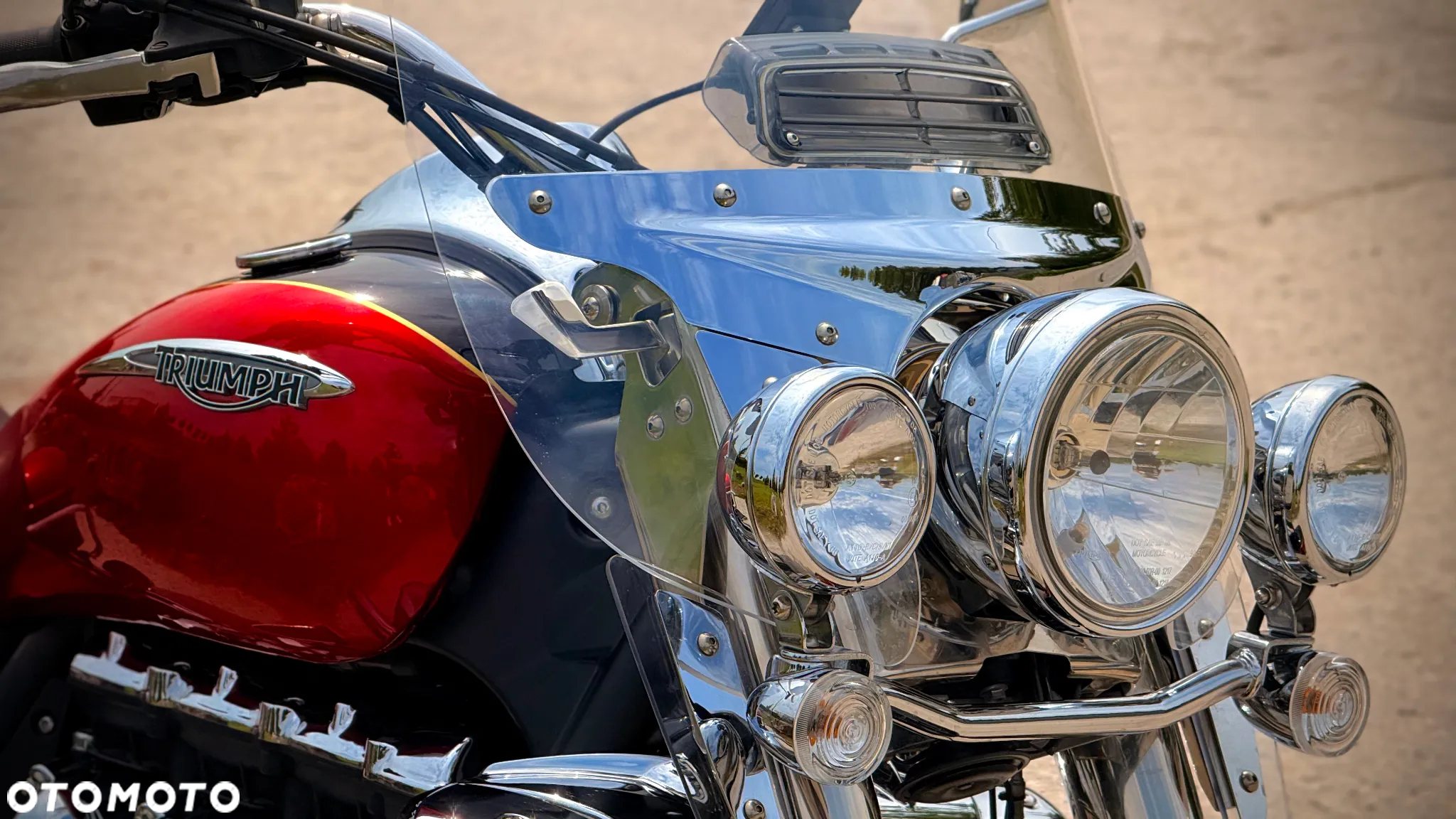 Triumph Rocket - 15