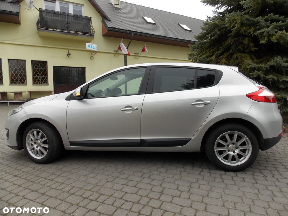Renault Megane ENERGY TCe 115 Start & Stop Bose Edition - 3