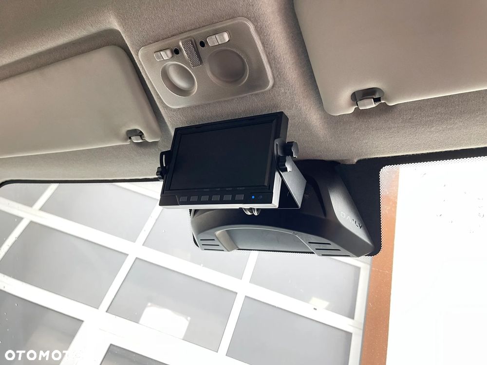 Iveco Daily Izoterma Winda - 24