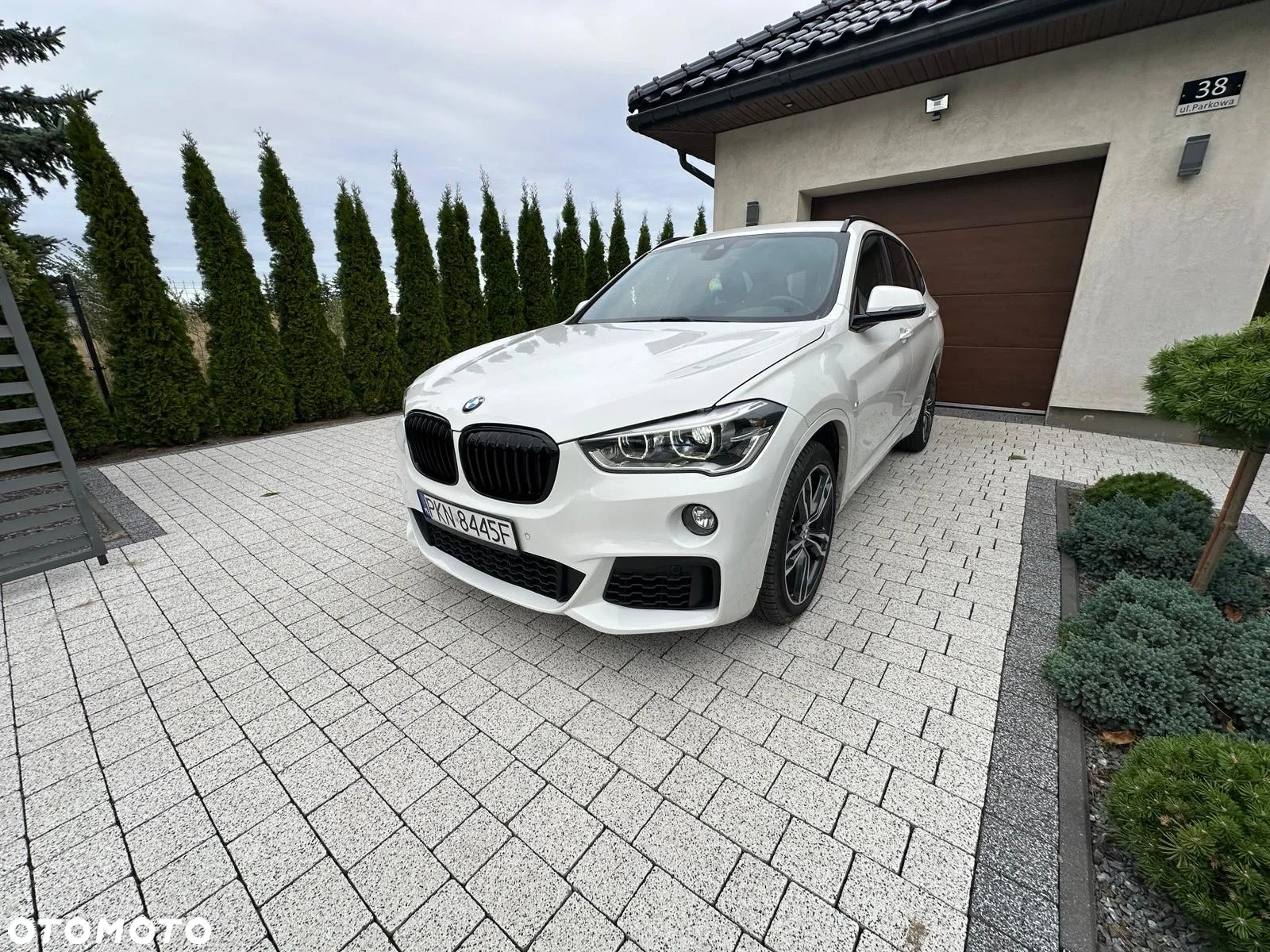 BMW X1 - 10