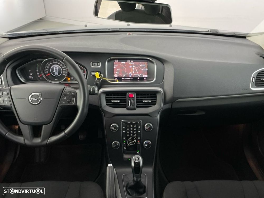 Volvo V40 Cross Country 2.0 D2 Pro - 10