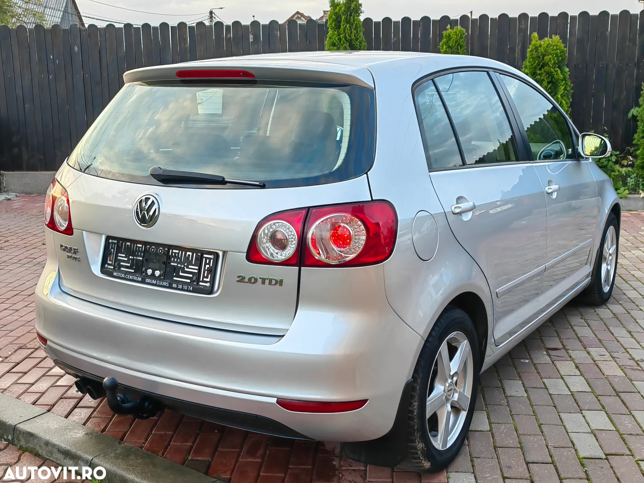 Volkswagen Golf Plus 2.0 TDI DPF Style - 11
