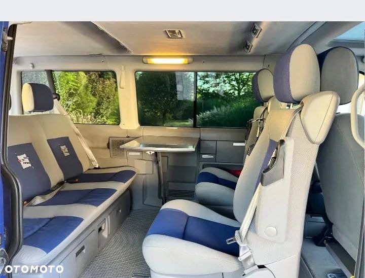Volkswagen Multivan - 6