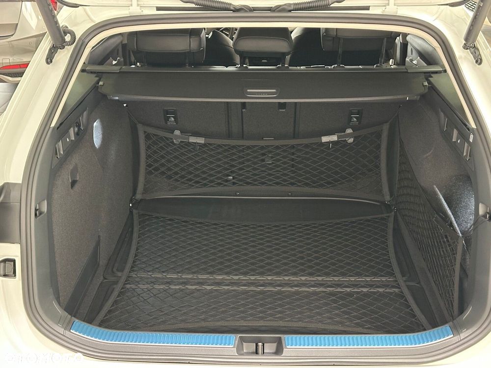 Skoda Superb 2.0 TSI 4x4 L&K DSG - 9