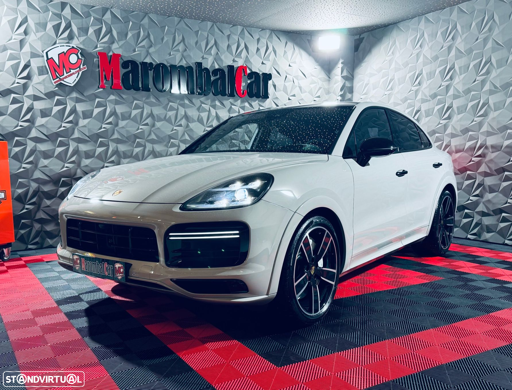 Porsche Cayenne Coupé Turbo - 56