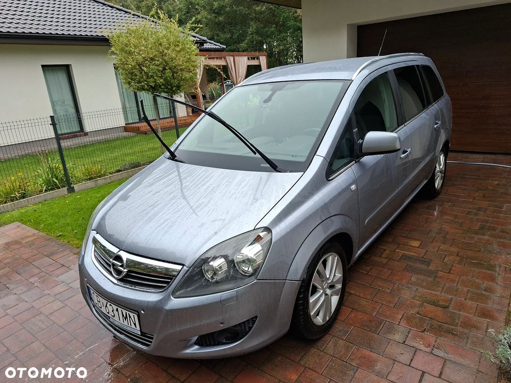 Opel Zafira 1.7 CDTI - 9