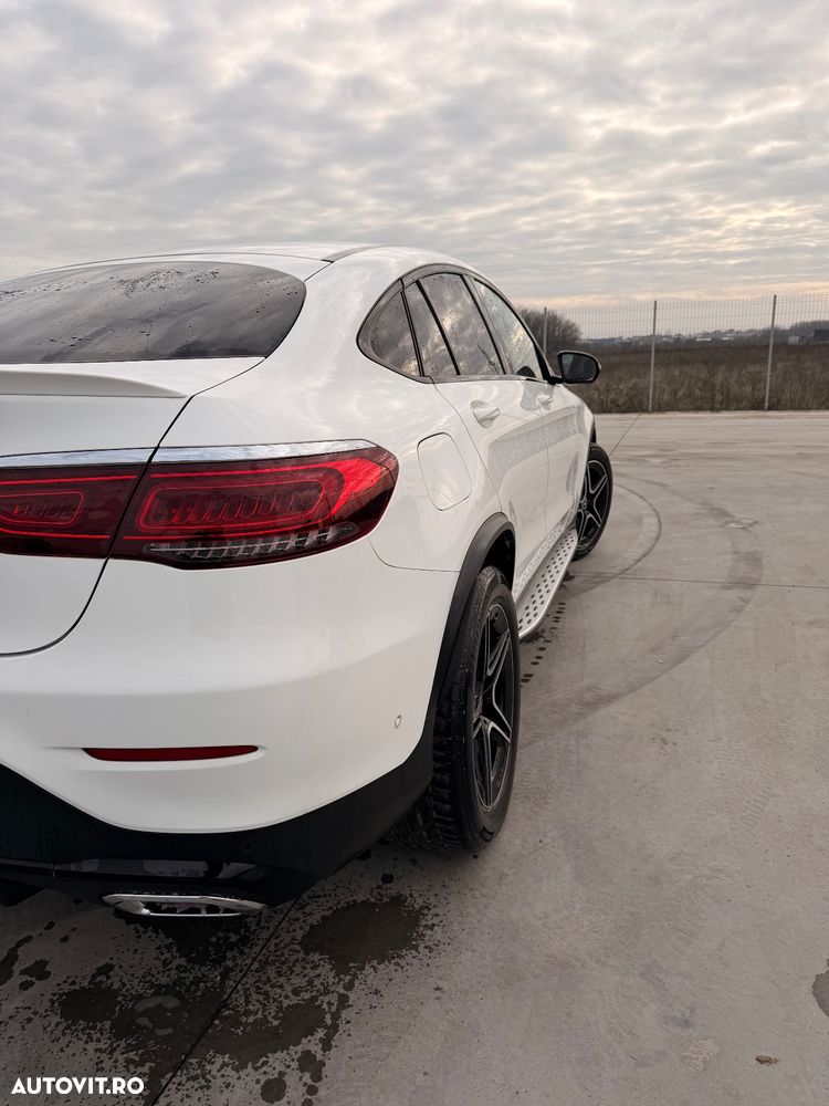 Mercedes-Benz GLC Coupe 200 d 4Matic 9G-TRONIC AMG Line Plus - 9