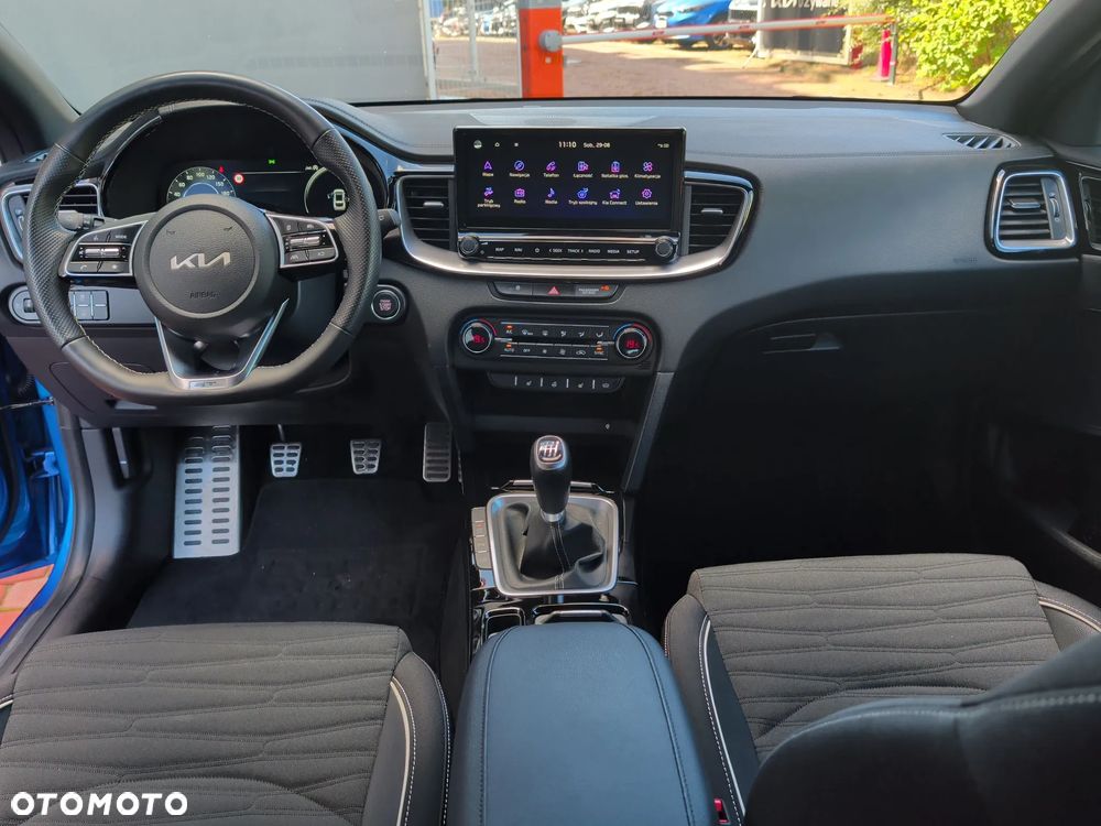 Kia ProCeed - 27