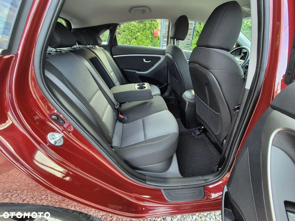 Hyundai i30 1.6 Fifa World Cup Edition - 28