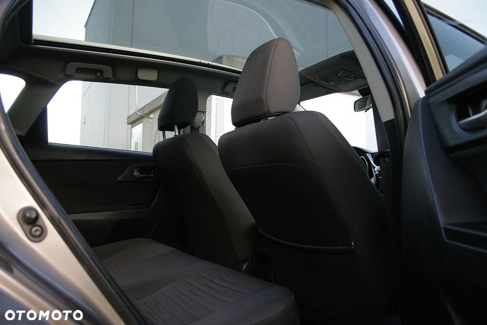 Toyota Auris - 13