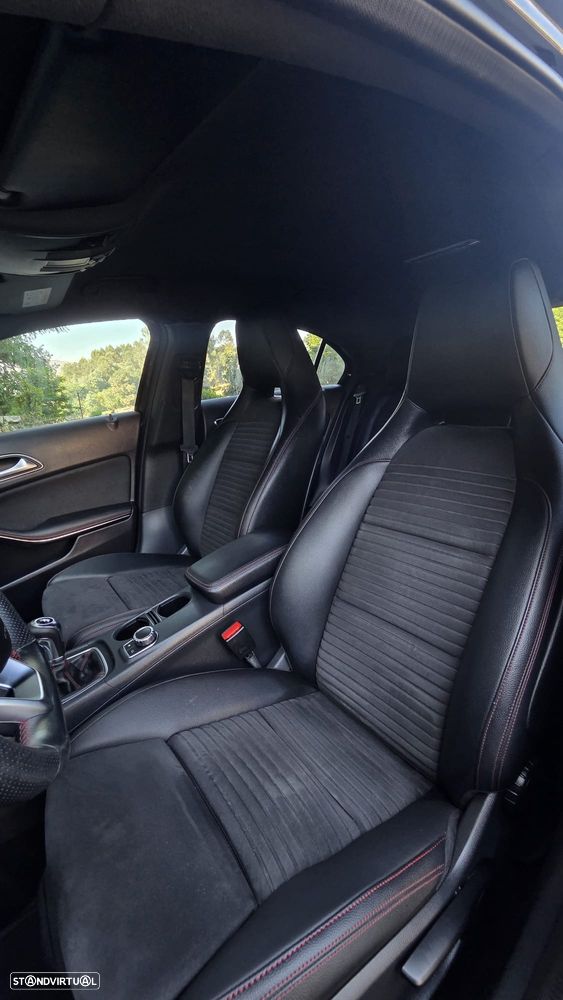 Mercedes-Benz A 180 d AMG Line - 8