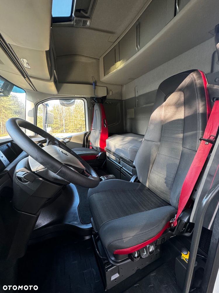 Volvo FH 500 Euro 6 // Przód i tył na poduszce // Serwisowany - 15