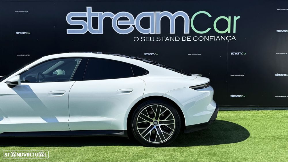 Porsche Taycan Standard - 4