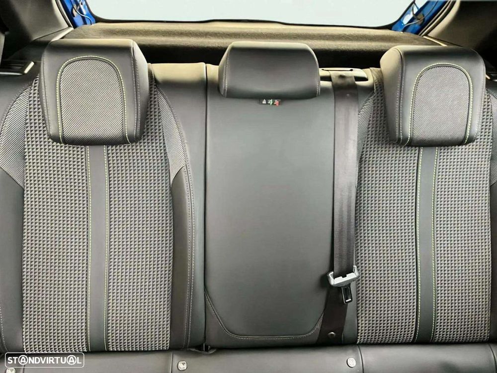 Peugeot 208 1.2 PureTech GT Line - 15