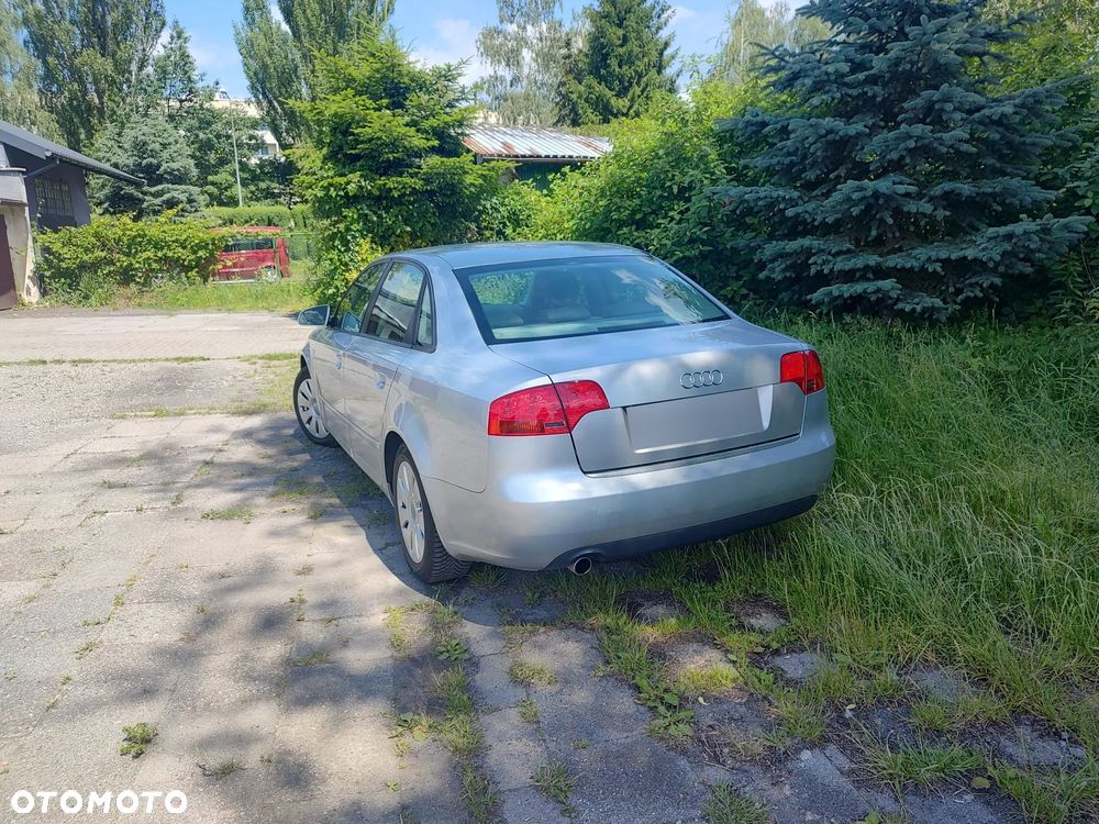 Audi A4 Limousine 2 - 14