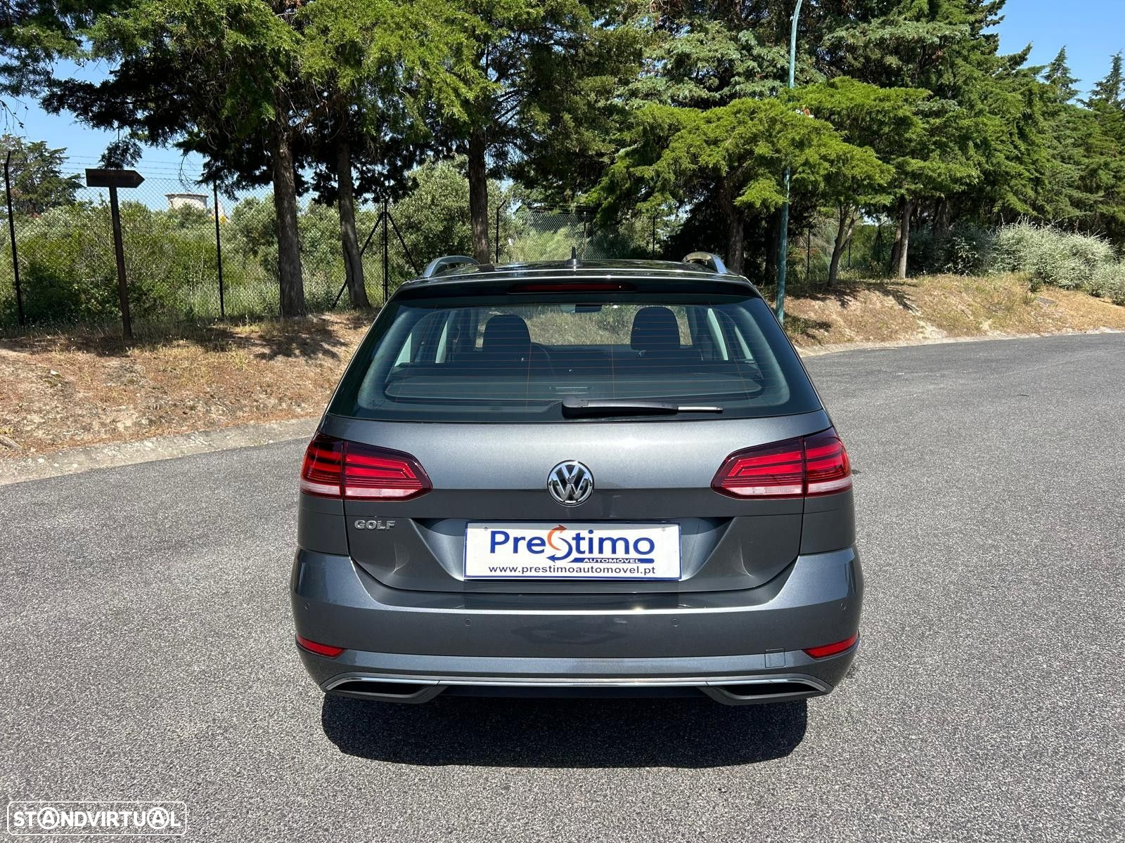 VW Golf Variant 1.6 TDi Confortline - 34