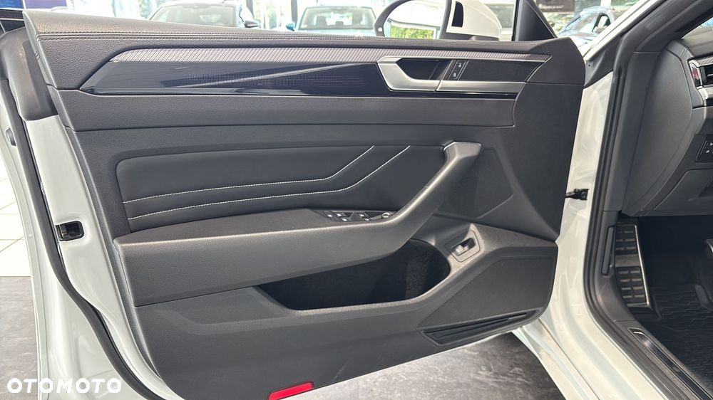 Volkswagen Arteon 2.0 TSI R-Line DSG - 11