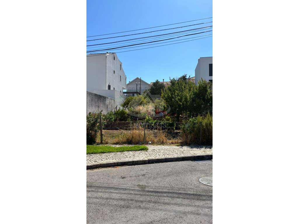 Terreno urbano com 263.70 m² no Bairro das Maroitas, São João da Talha - Grande imagem: 5/8