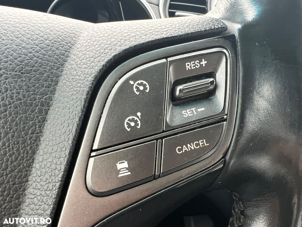 Hyundai Grand Santa Fe 2.2 CRDi ISG 4WD Aut. Exclusive - 22