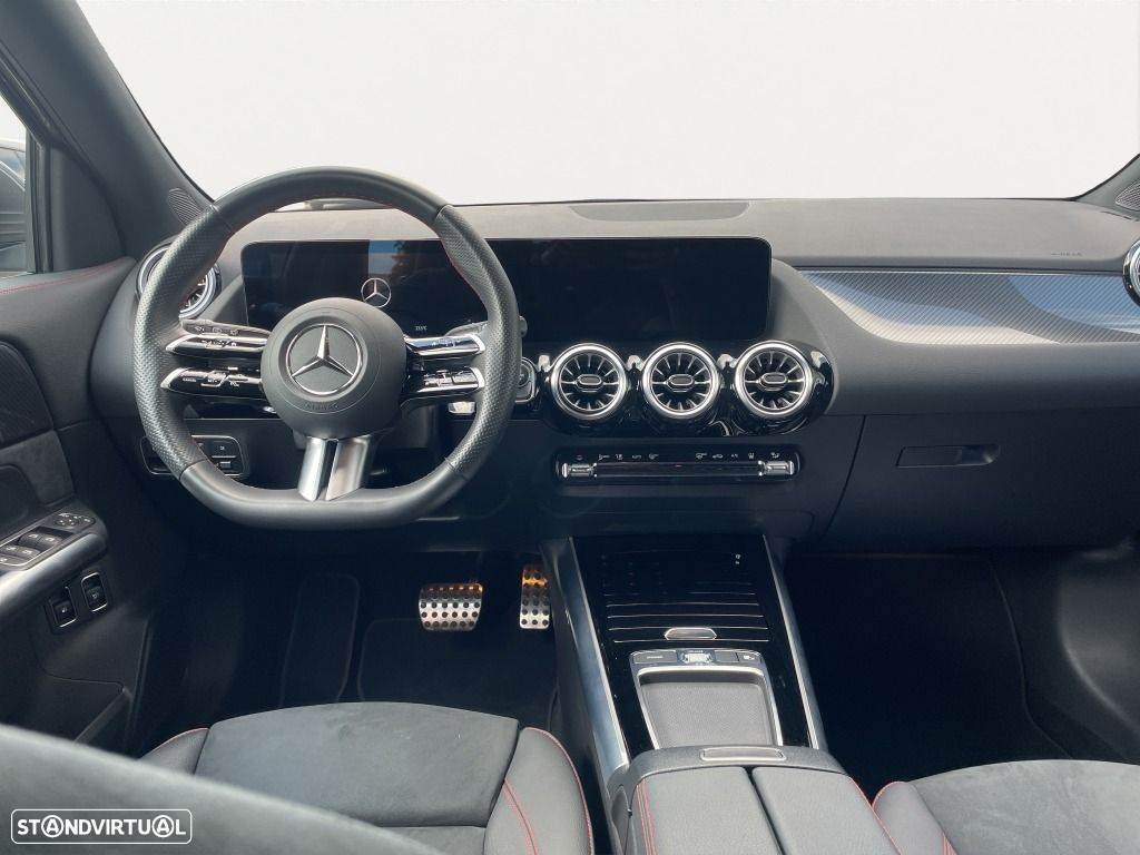 Mercedes-Benz GLA 250 e AMG Line - 11