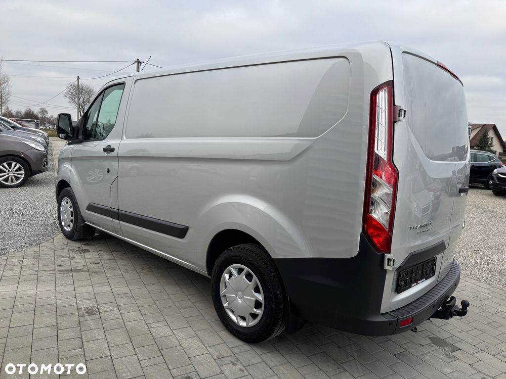 Ford Transit Custom - 13