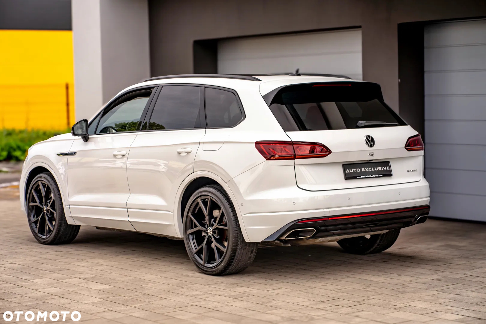 Volkswagen Touareg 3.0 V6 TFSI Plug-In Hybrid 4Motion R - 16