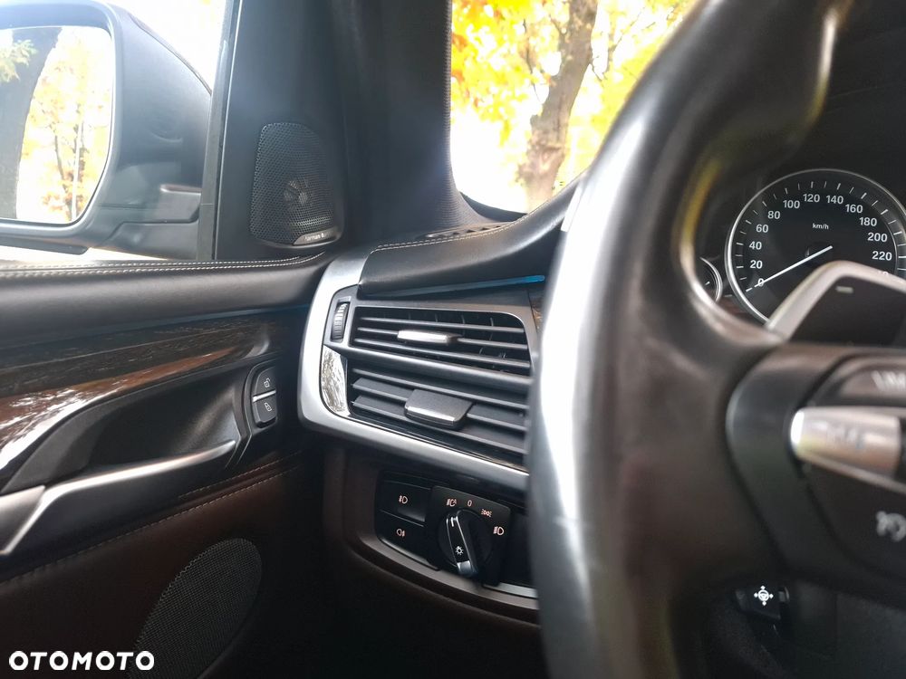 BMW X5 xDrive40d - 34
