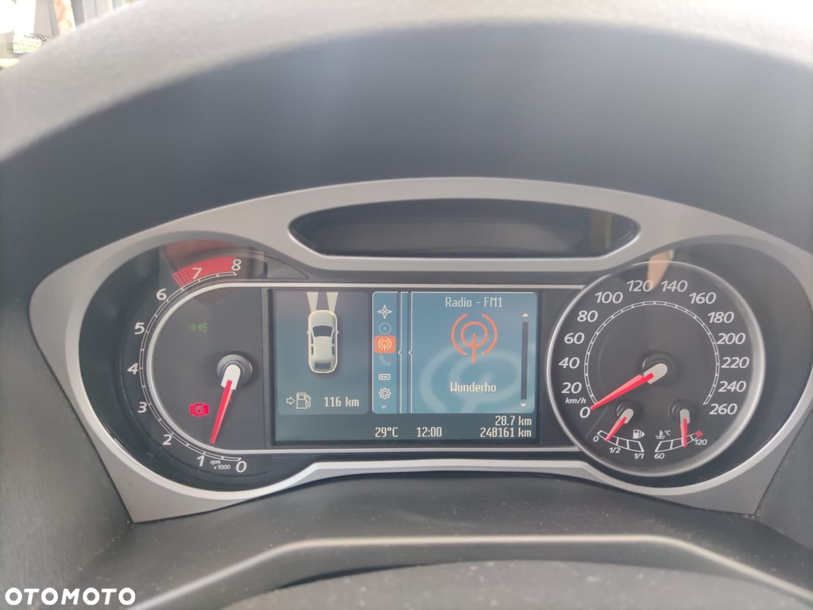 Ford Mondeo 2.0 Ghia - 22