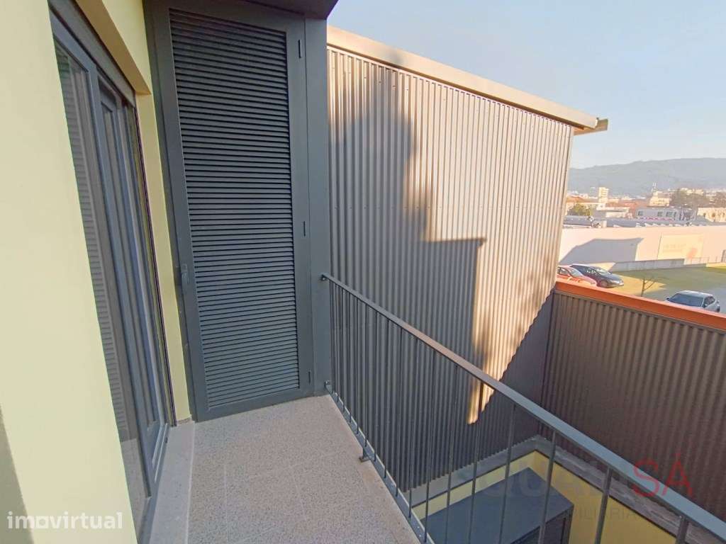 Apartamento T1+1 equipado e mobilado e com varanda no centro histór... - Grande imagem: 4/27