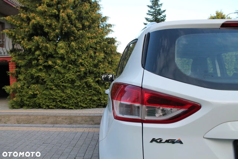 Ford Kuga 2.0 TDCi Titanium - 14