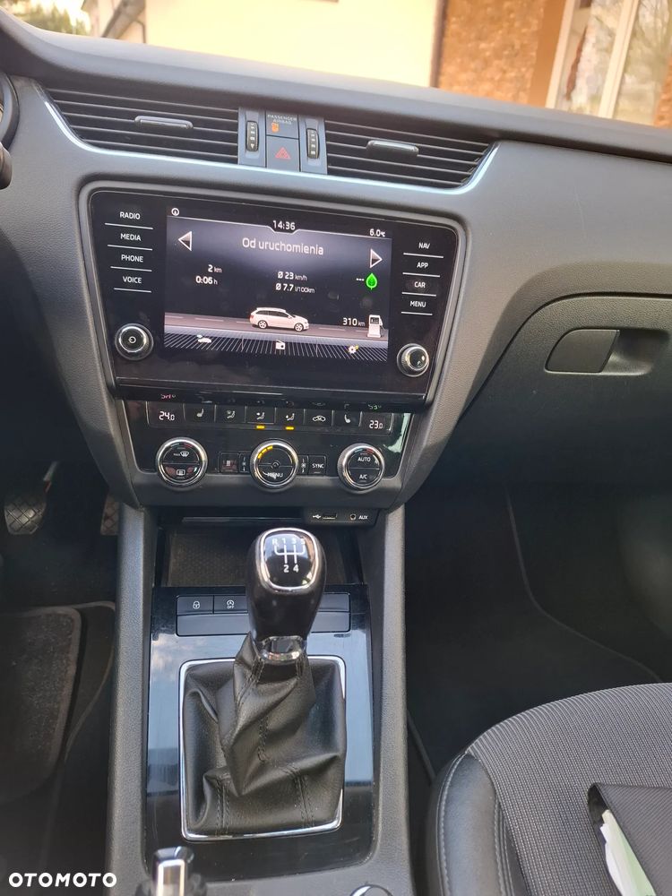 Skoda Octavia 1.6 TDI Premium Edition - 21