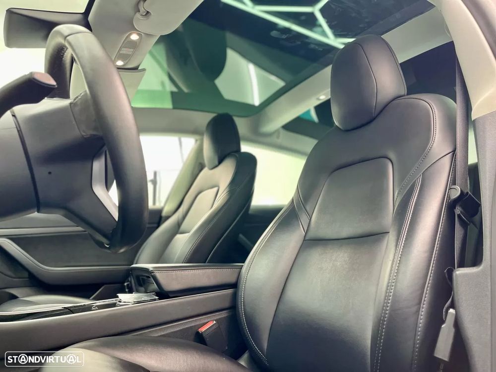 Tesla Model 3 Standard RWD Plus - 19