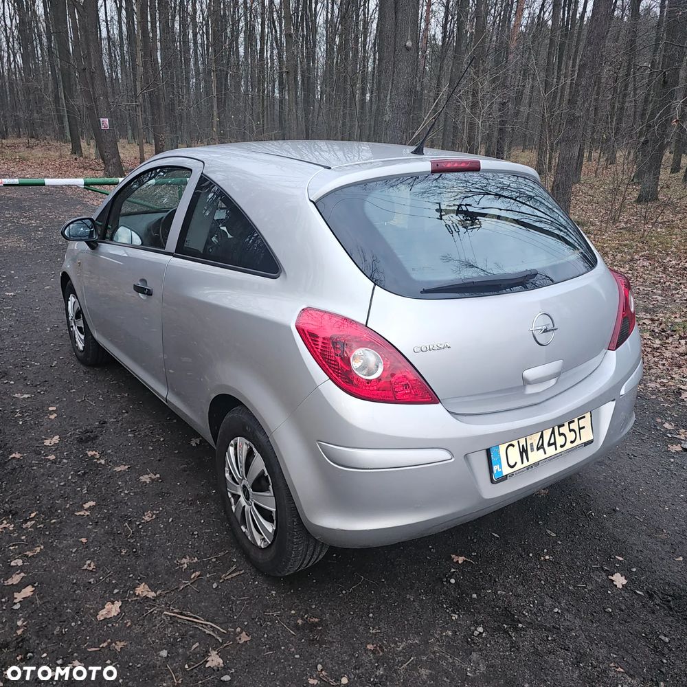 Opel Corsa 1.4 16V - 9