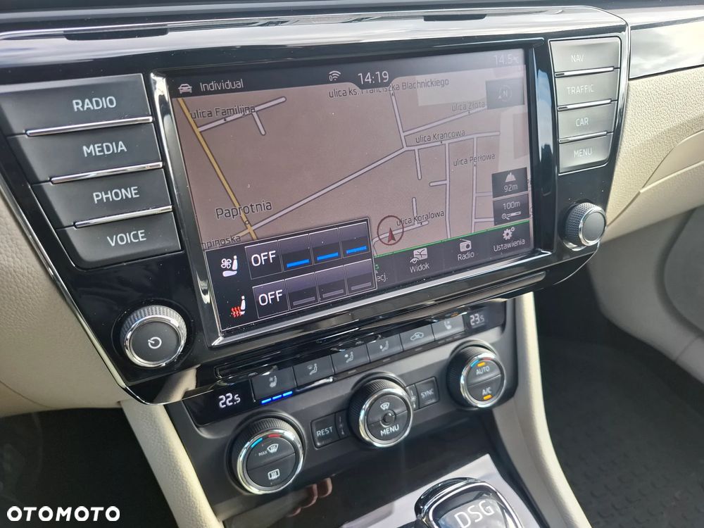 Skoda Superb 2.0 TDI L&K DSG - 27