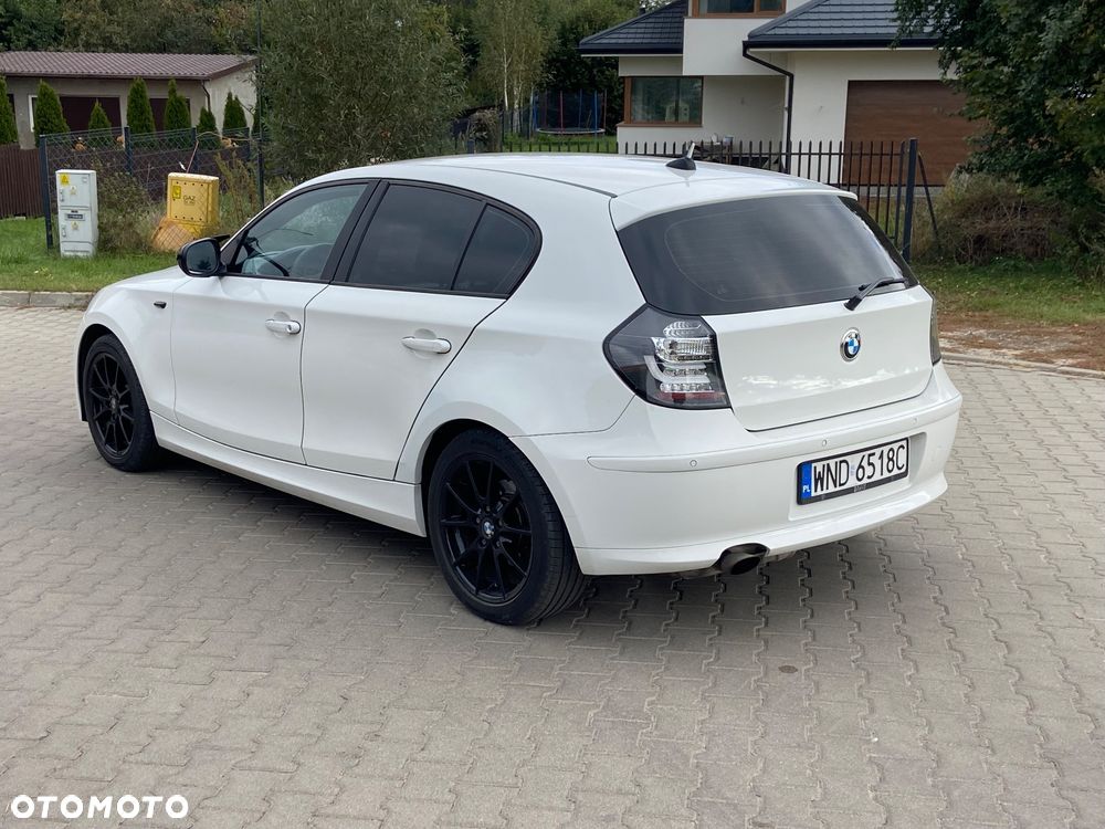 BMW Seria 1 116i - 4