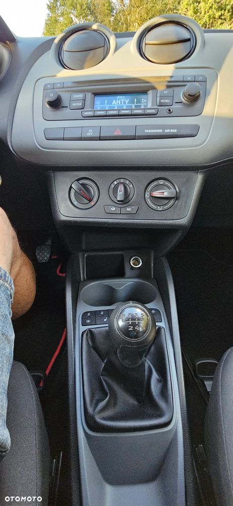 Seat Ibiza 1.4 16V Reference - 22